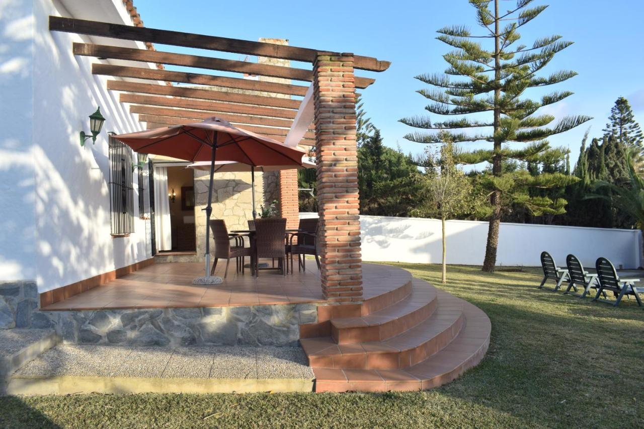 Villa María Elena, en Fuente del Gallo Conil De La Frontera Exterior foto