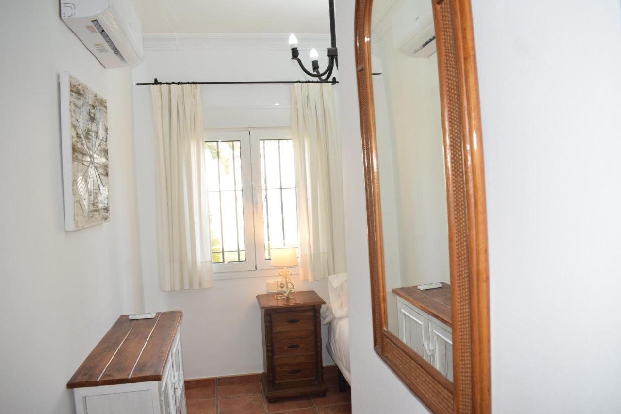Villa María Elena, en Fuente del Gallo Conil De La Frontera Exterior foto